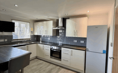 uq-classic-4bed-2bath-flat-cranbrook-court