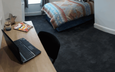 uq-5-bed-en-suite-house-middlesbrough-Una’s Side
