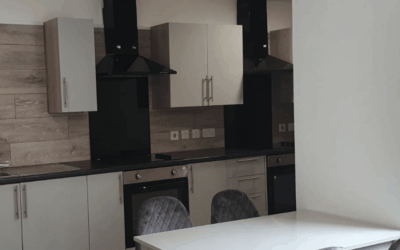 uq-6-bed-flat–cromwell-court-salford